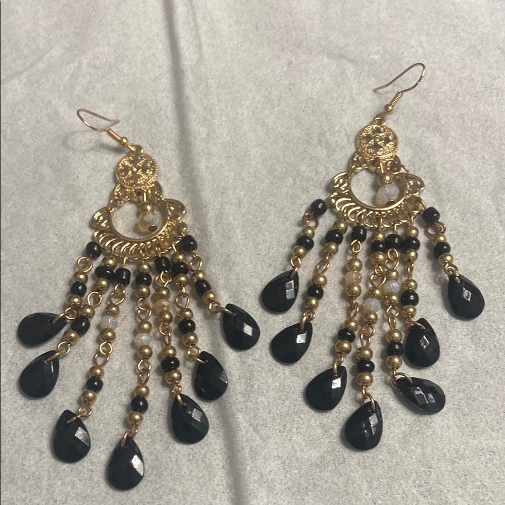 Elegant Gold and Black Chandelier Earrings